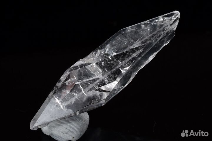 Красивый кристалл Фаден-кварц. Лот №1152