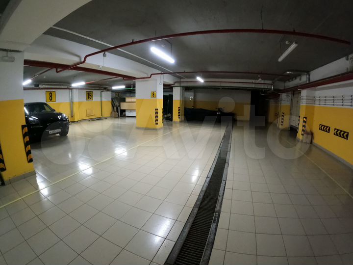 Машиноместо, 20 м²