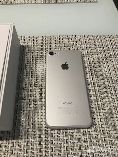 iPhone 7-128gb