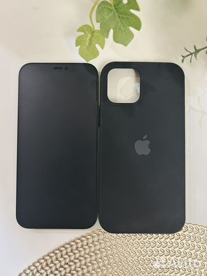 iPhone 12, 64 ГБ