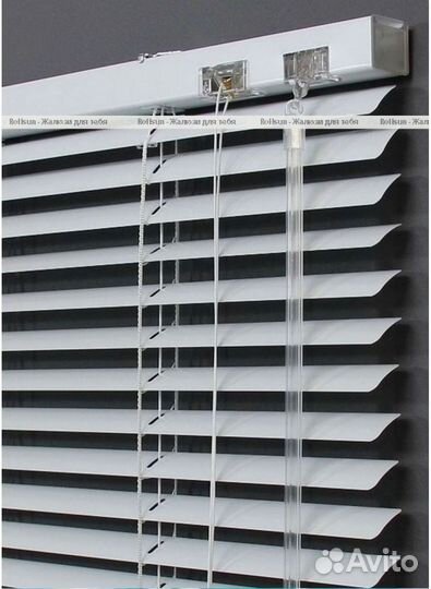 Жалюзи горизонтальные