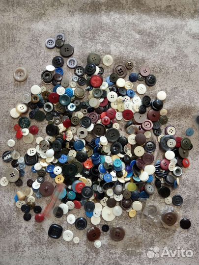 Пуговицы