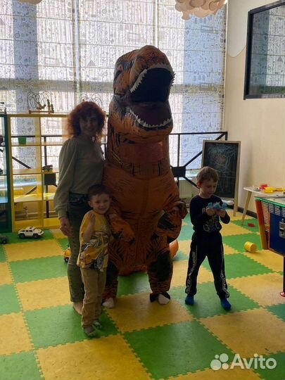 Надувной костюм динозавра / лягушки аренда