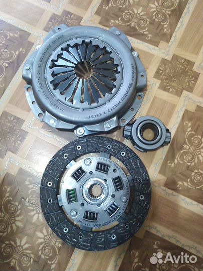 Продам комплект сцепления новый на таврию, заз сен