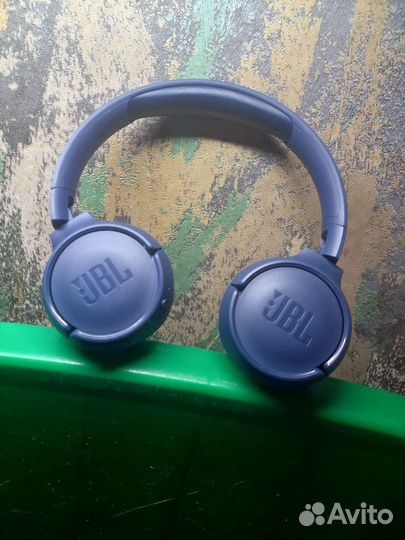 Беспроводные наушники jbl tune 560bt