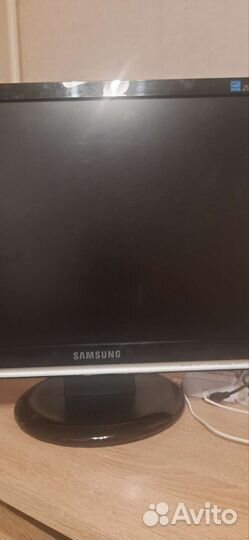 Монитор samsung 19
