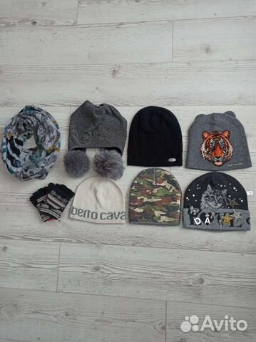 Шапки тёплые новые