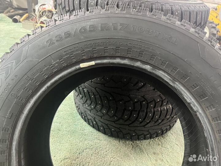 Nokian Tyres Hakkapeliitta 5 235/65 R17 108T