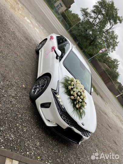 Автомобили аренда на свадьбу с водителям