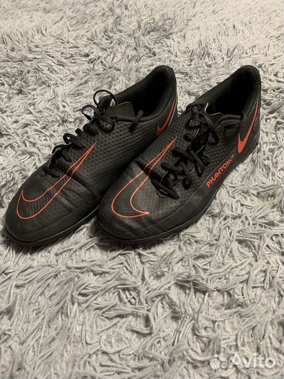 Футзалки Nike Fhantom