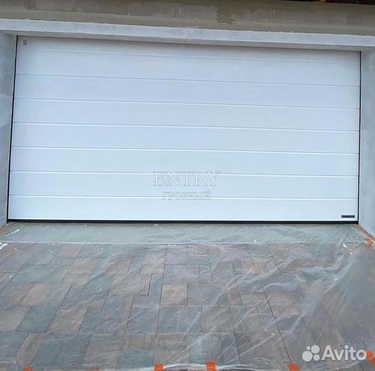Ворота гаражные секционные