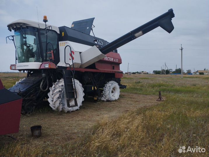 Комбайн Ростсельмаш Vector 410, 2017