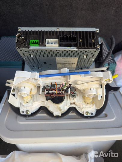 Штатная магнитола Honda fit