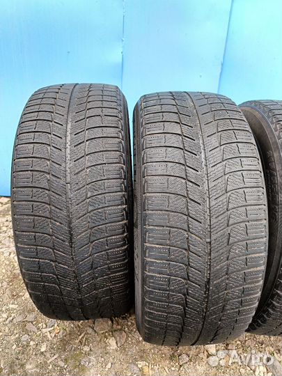 Michelin X-Ice 215/55 R16 97