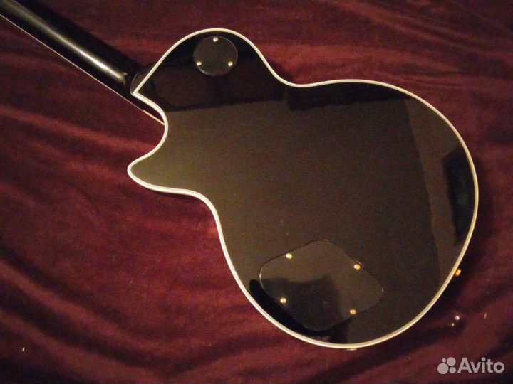 Электрогитара Gibson LP Custom