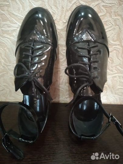 Туфли женские