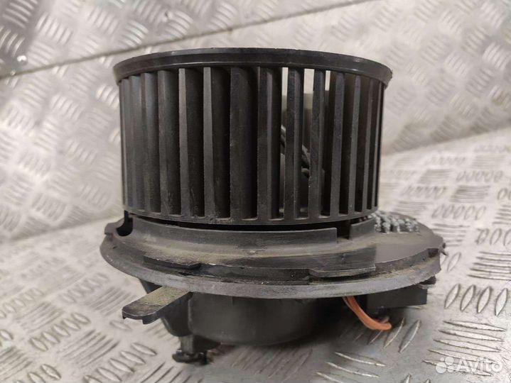Моторчик печки Volkswagen Passat B6 2.0 3c0907521b