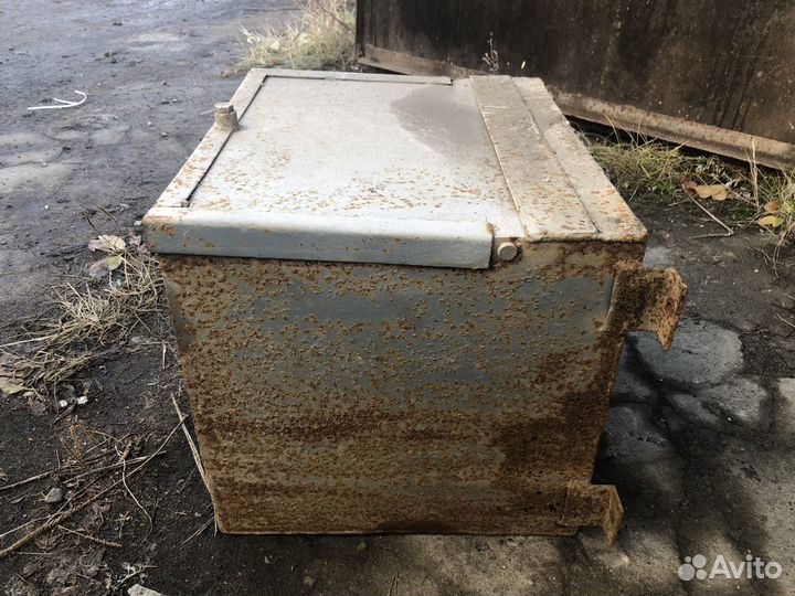 Ящик для инструмента металлический