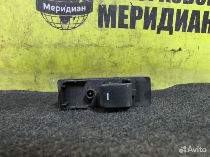 Mazda 6 (GJ) Кнопка стекло подъёмника