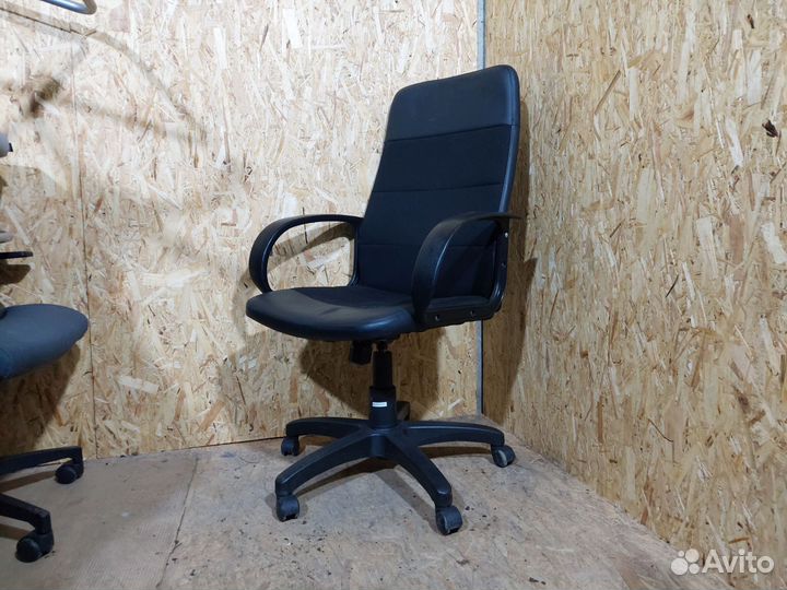 Компьютерное кресло бу