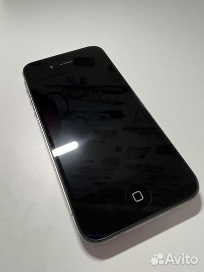 iPhone 4S, 16 ГБ