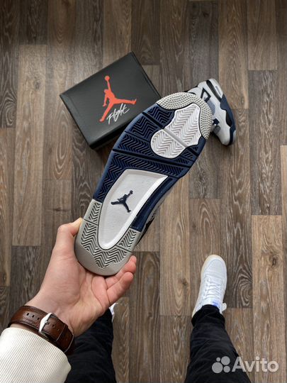 Кроссовки Air Jordan 4 Retro