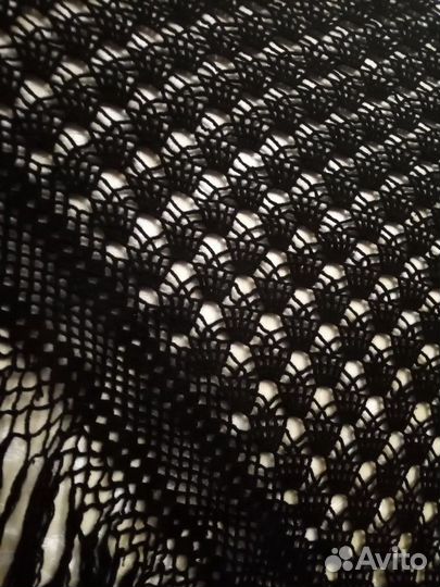 Платок-косынка. Ручная работа