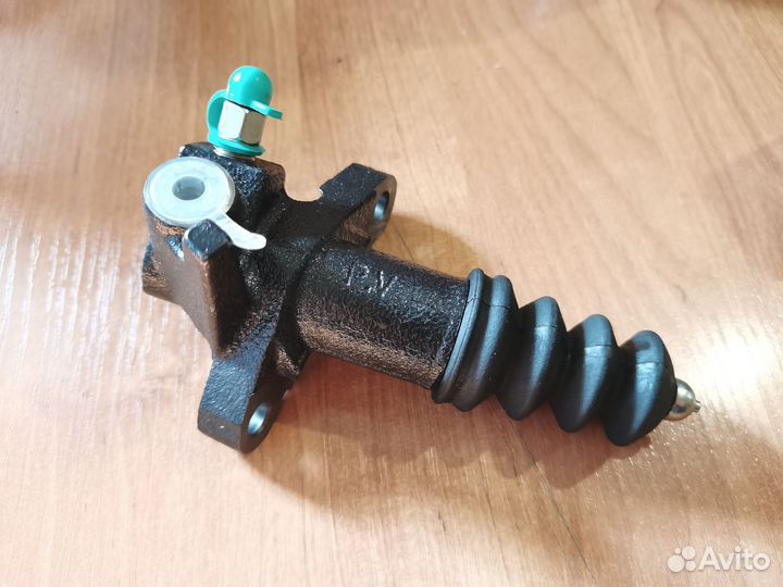 Цилиндр сцепления Valeo