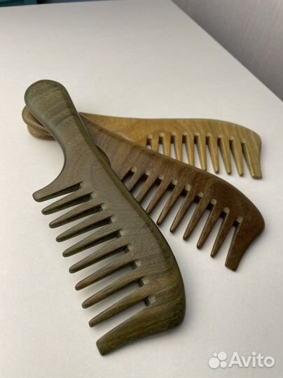Расческа гребень деревянная сандаловая