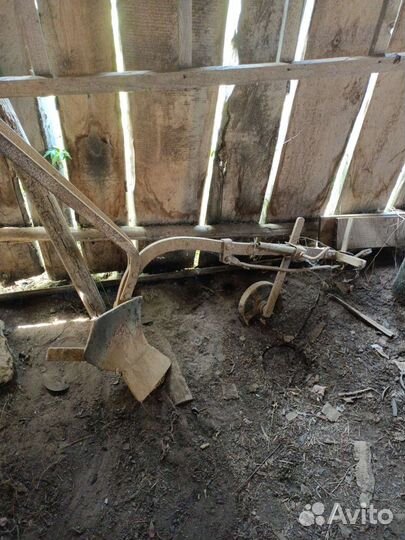 Конный плуг