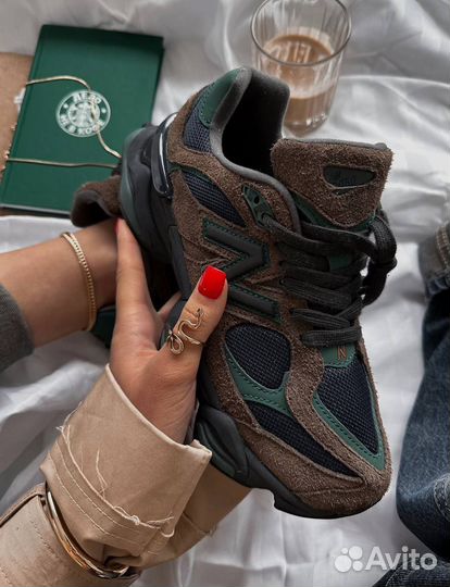 Кроссовки Женские New Balance 9060