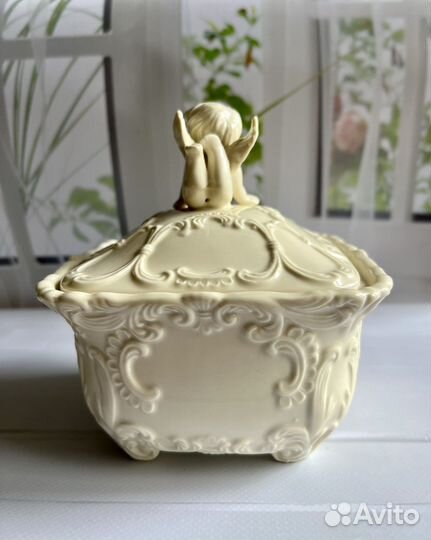 Шкатулка сахарница конфетница ангел