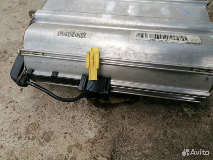 Подушка безопасности пассажира ауди а6 с5