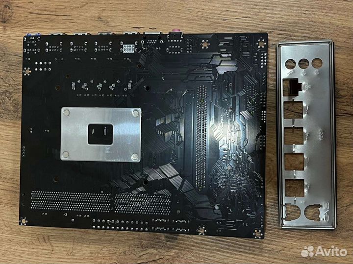 Комплект Мать + xeon E5 2440 +16 Gb DDR3 ECC