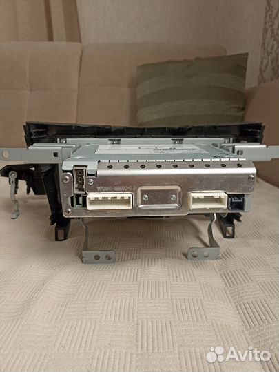 Продам оригинальную магнитолу Nissan X-Trail