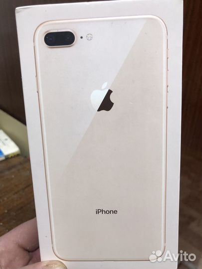 iPhone 8 Plus, 64 ГБ