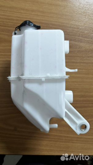 Toyota rav 4 2018-22 Бочок расширителя