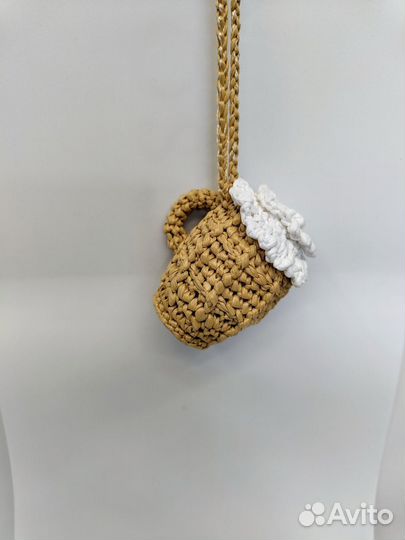 Подвеска (брелок) на сумку из рафии
