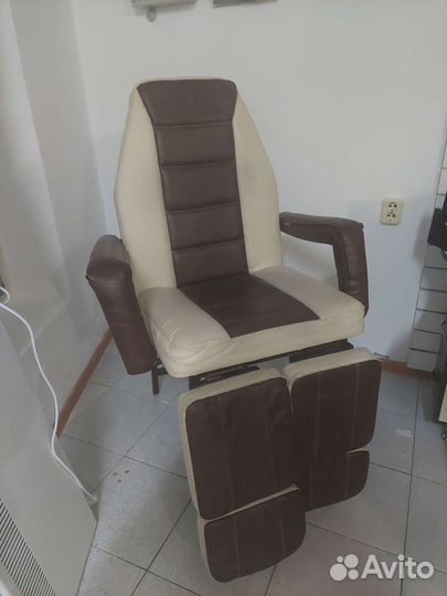 Косметологическое кресло