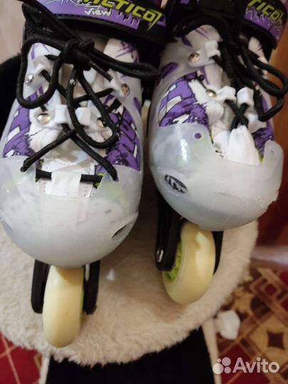 Роликовые коньки раздвижные размер 30-33