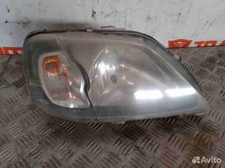 Фара передняя правая Рено Логан 1