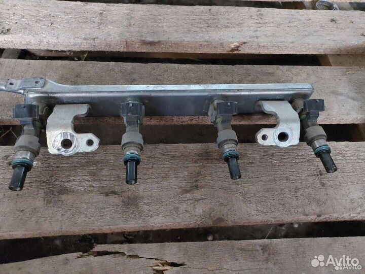 Топливная рампа, форсунки Nissan Note