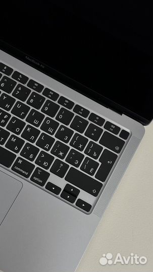 Ноутбук apple macbook air 13 m1 16/256