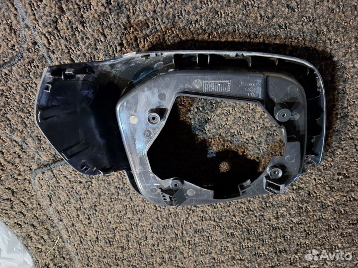 Рамка зеркала geely tugella