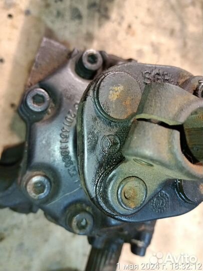 Рулевой редуктор w124/ w201