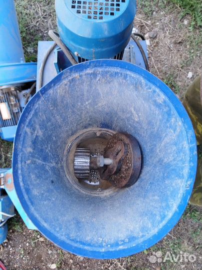 Гранулятор. Измельчитель сена. Зернодробилка