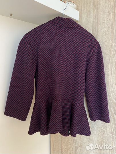 Жакет с баской