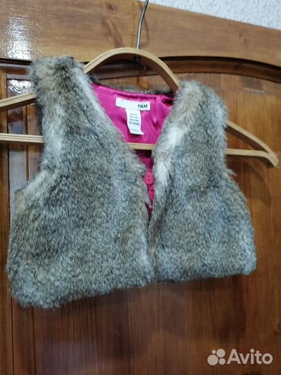 Меховая жилетка