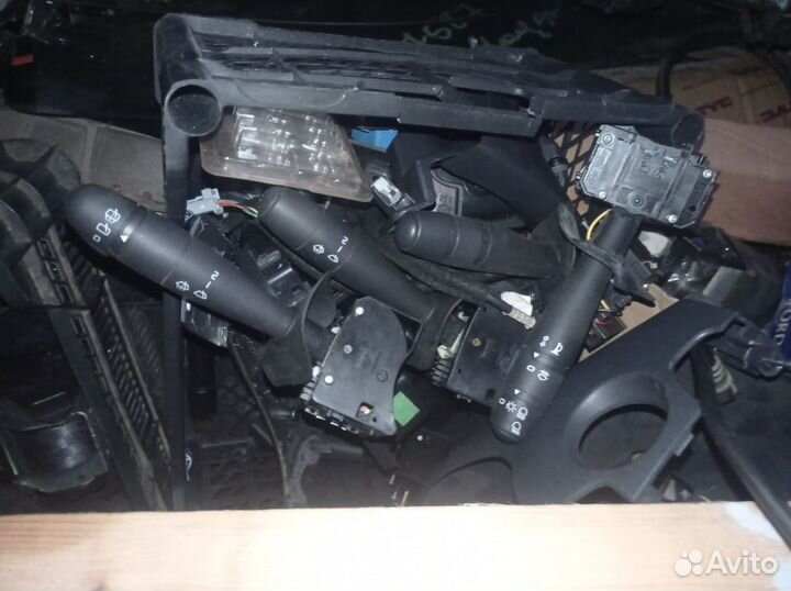 Переключатель рено логан 2