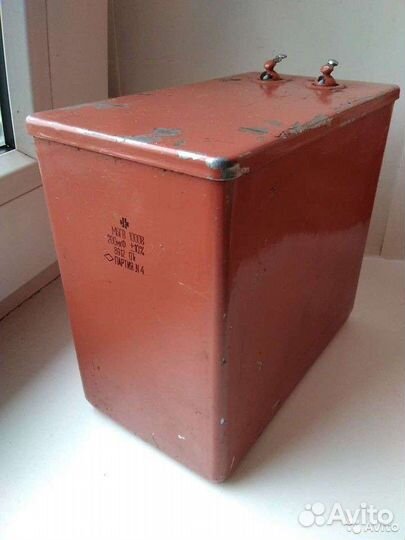 Конденсатор пусковой 100мкФ, 1000В